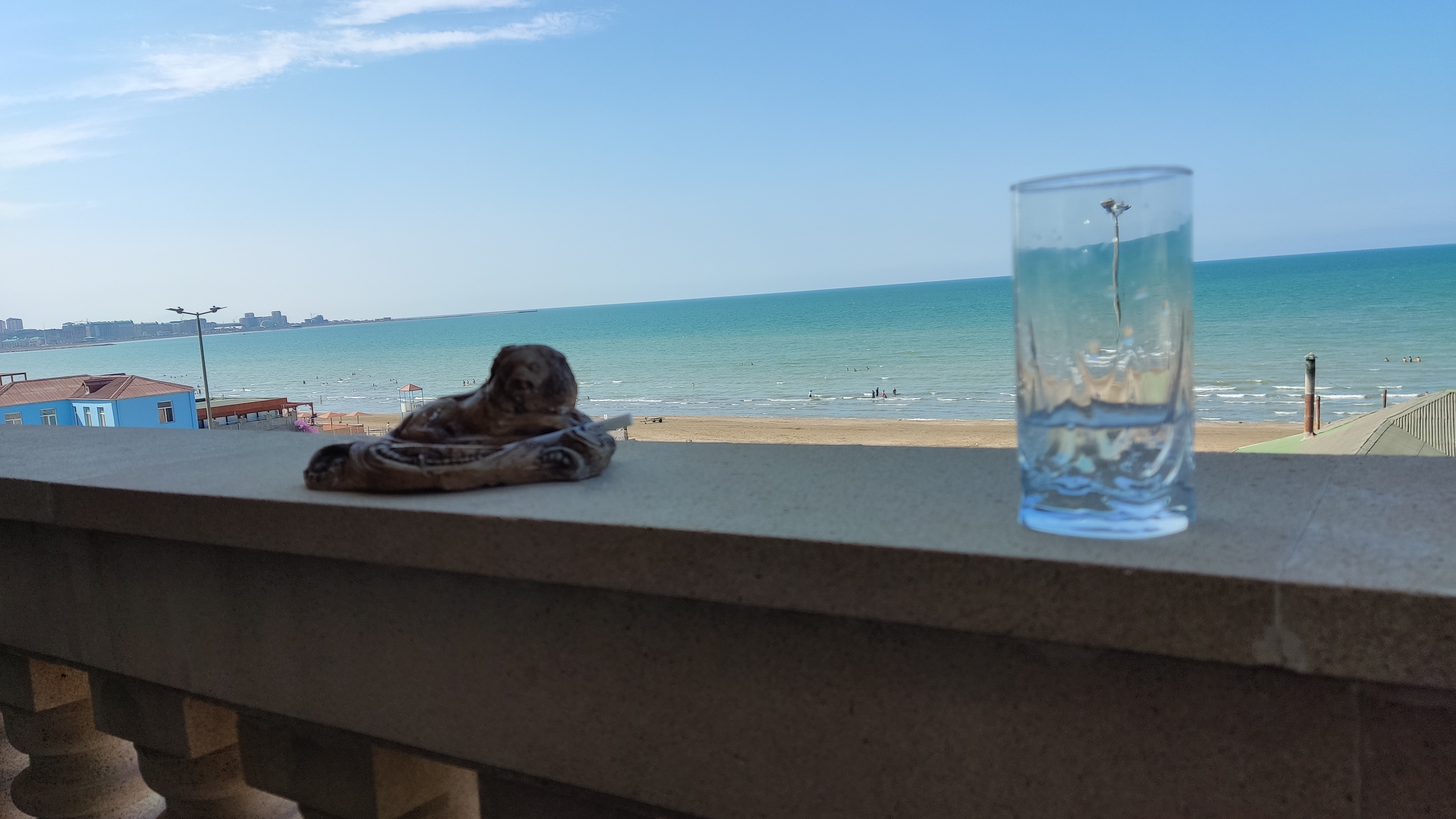 Вид на Каспийское море