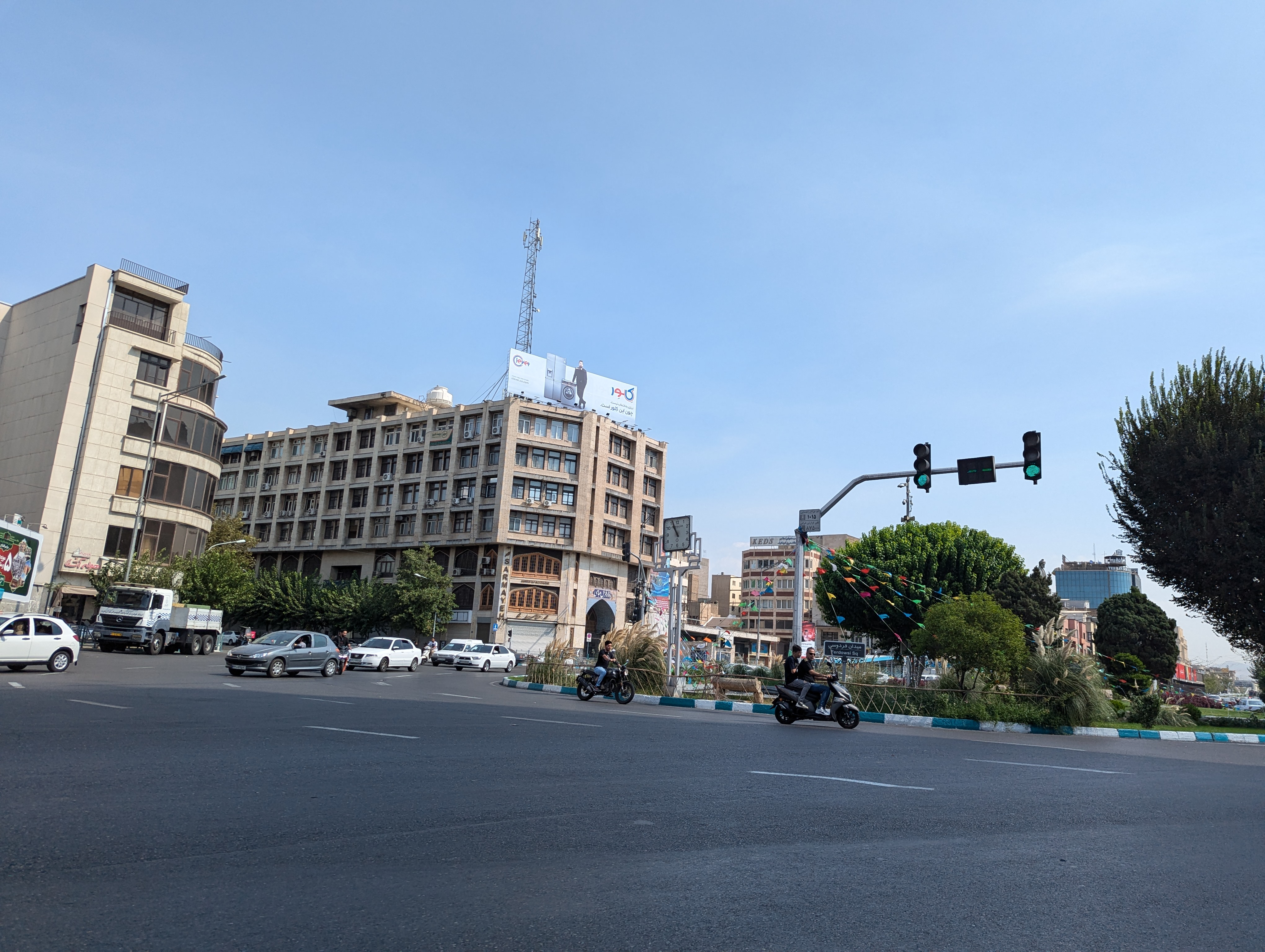 На улицах Тегерана