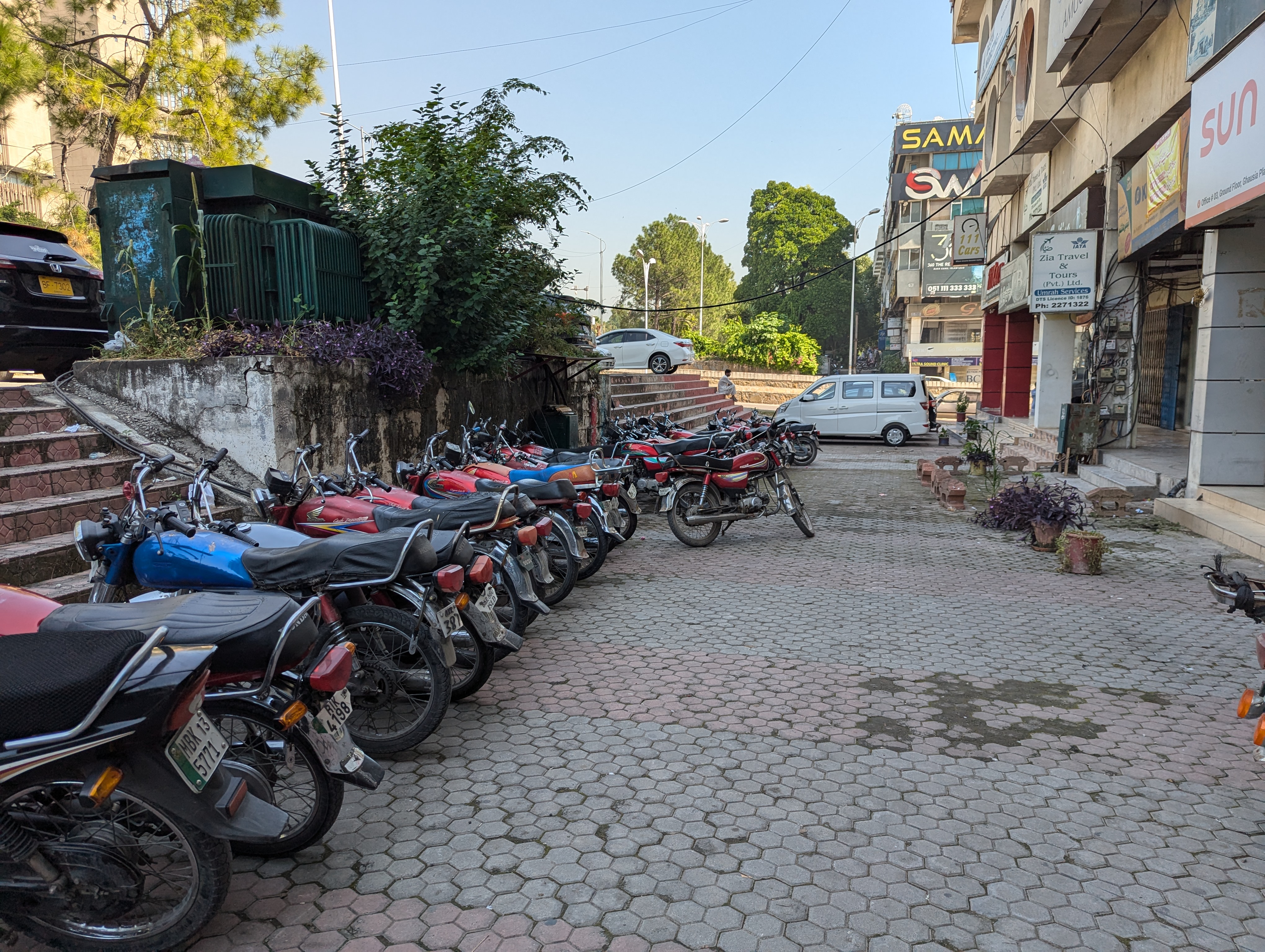 Улица Пакистана, Исламобад